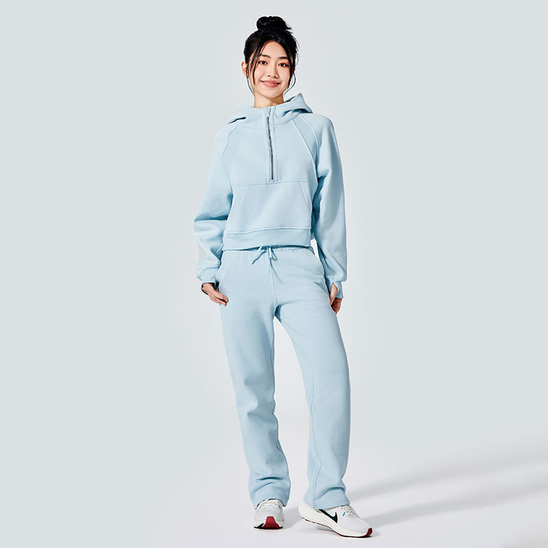 Fermuarlı kapüşonlu sweatshirtə nə deyirsiniz?